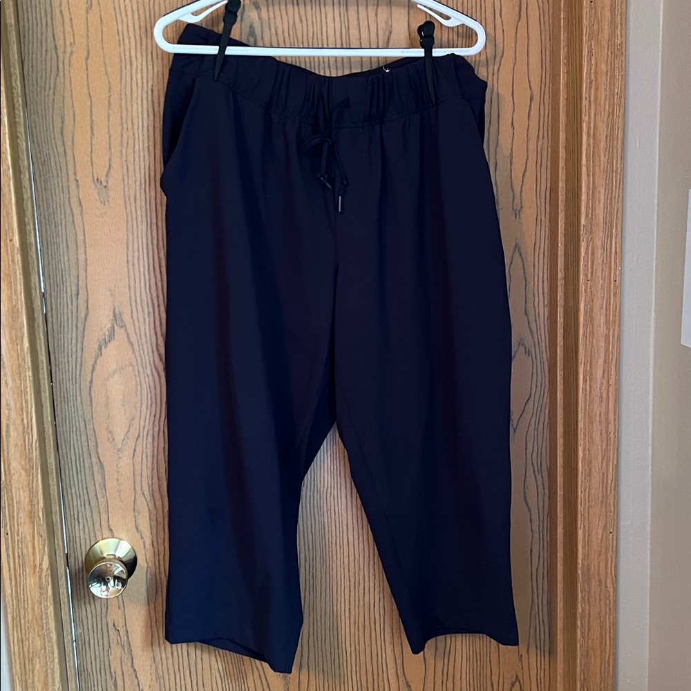 Livi (Lane Bryant) Womens Active Capris Blue.